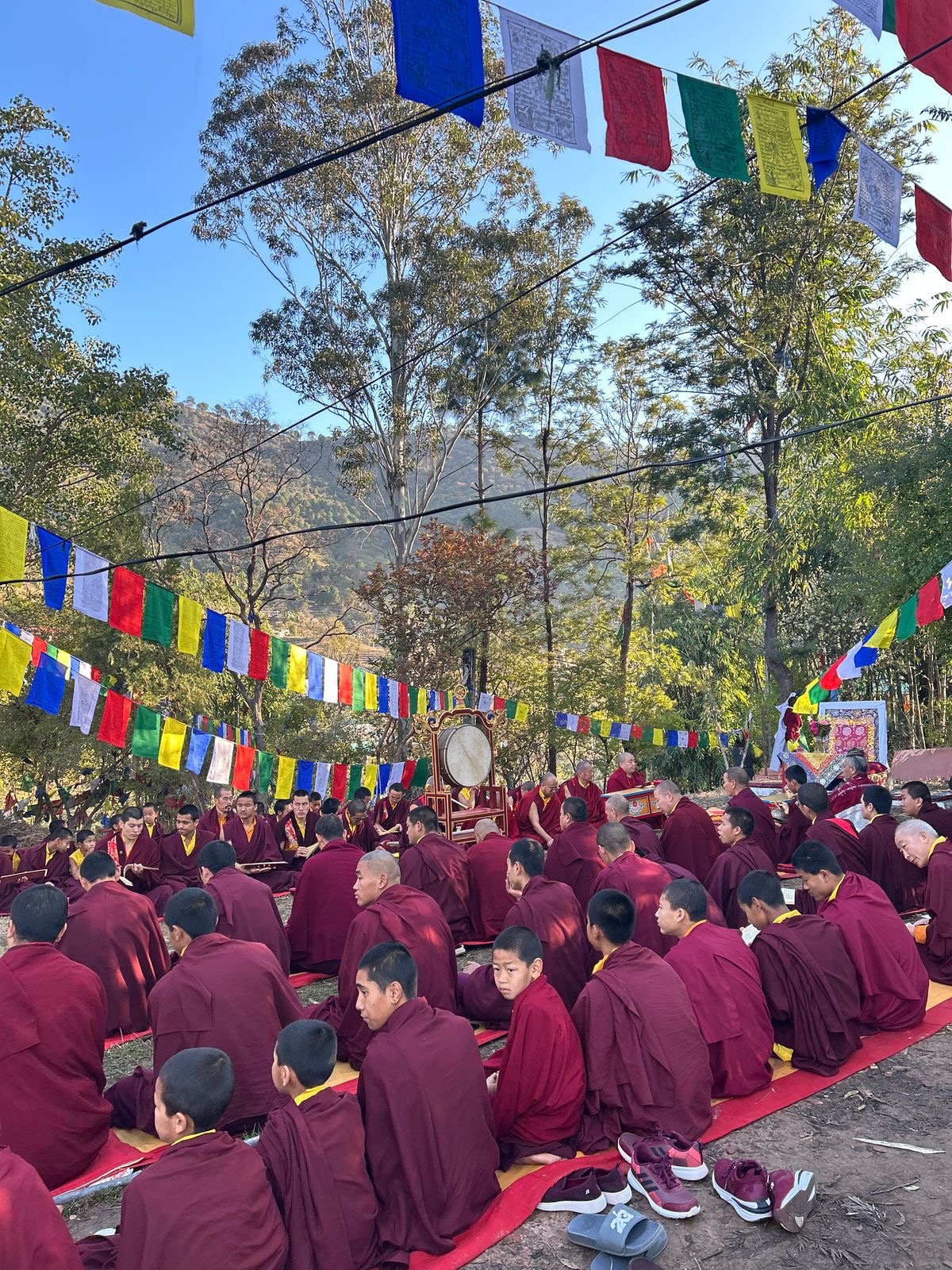 2025年 印度 札西炯 康巴噶寺 《藏曆新年供燈 & 風馬旗山淨煙供祈福法會》